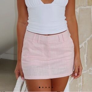 BRAND NEW White Fox the right one mini skirt baby pink